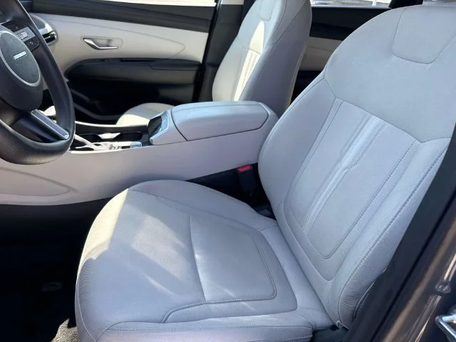Used 2025 Gray Hyundai SEL image 27