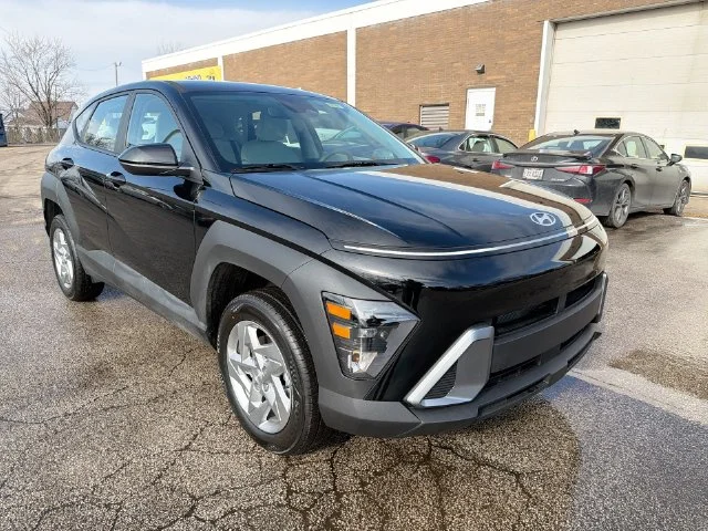 Used 2026 Black Hyundai SE image 18