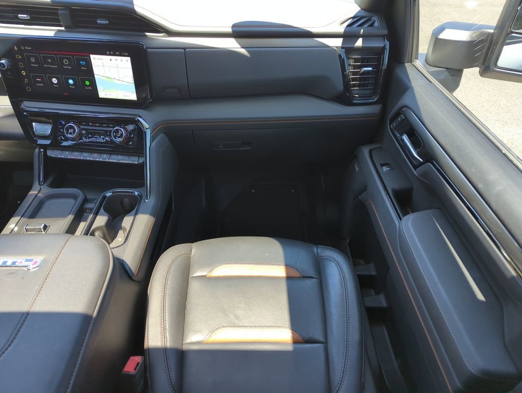 Used 2025 Summit White GMC AT4 image 15