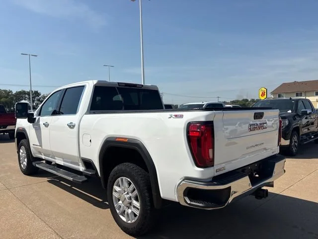 Used 2023 SUMMIT WHITE GMC SLT image 8