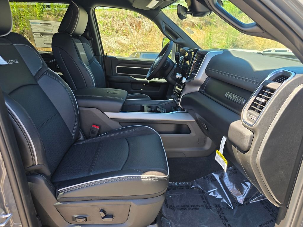 New 2026 Ceramic Gray Clear-Coat Exterior Paint RAM Laramie image 25