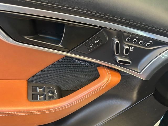 Used 2020 Green Jaguar P300 image 18