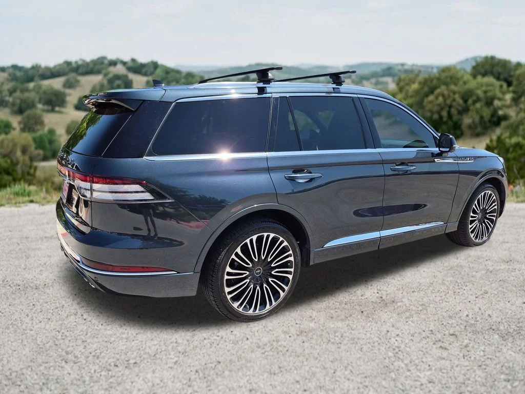 Used 2023 Blue Lincoln Black Label image 10