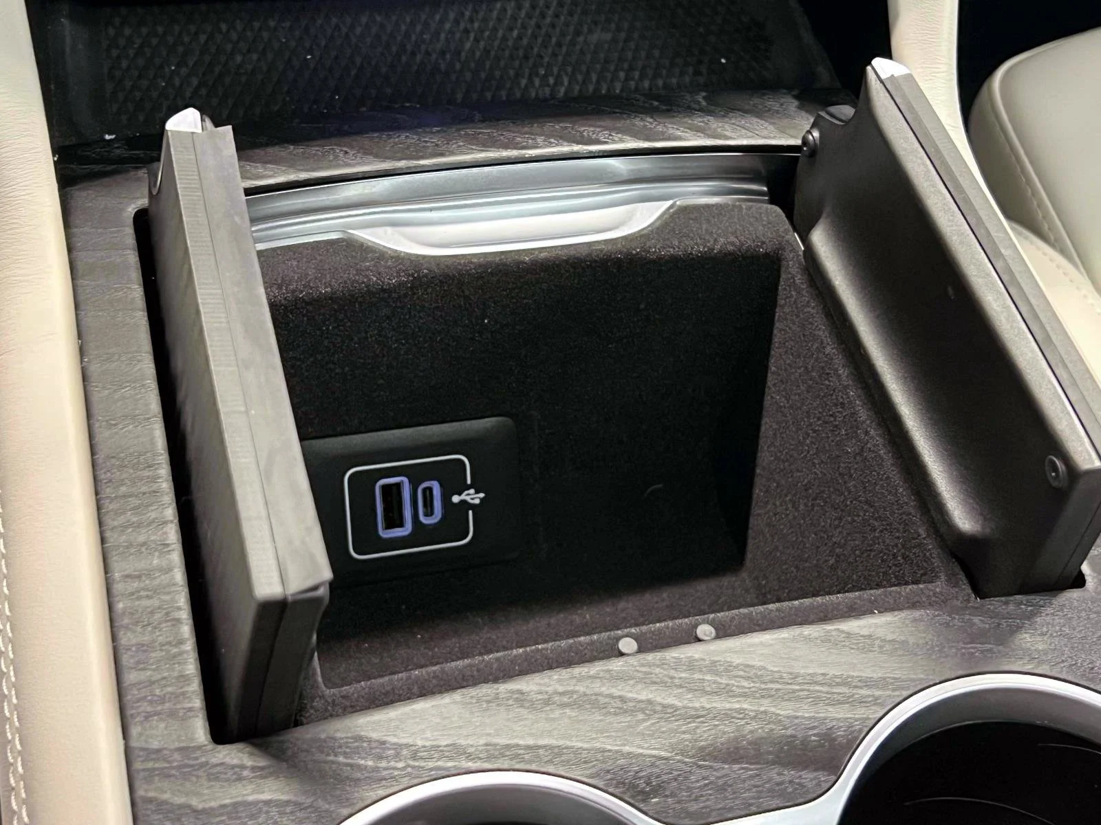 Used 2023 Blue Maserati Modena image 30
