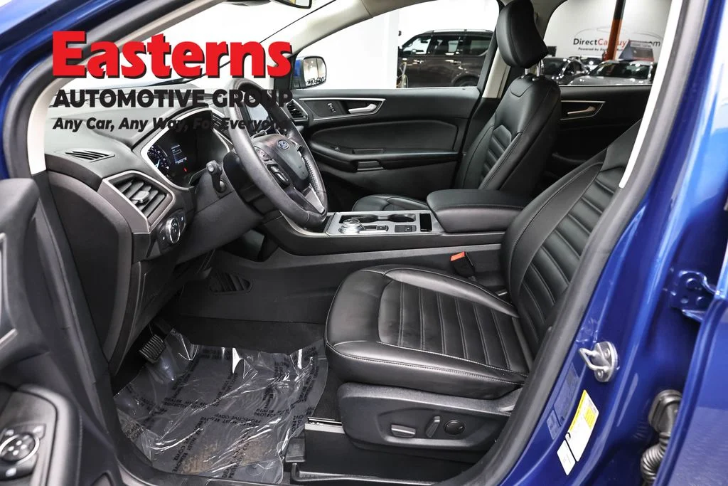 Used 2021 Blue Ford SEL image 13