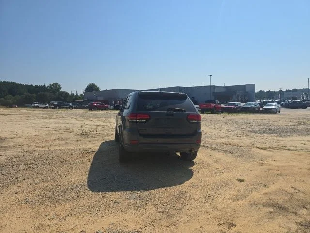 Used 2021 Gray Jeep Laredo X image 7