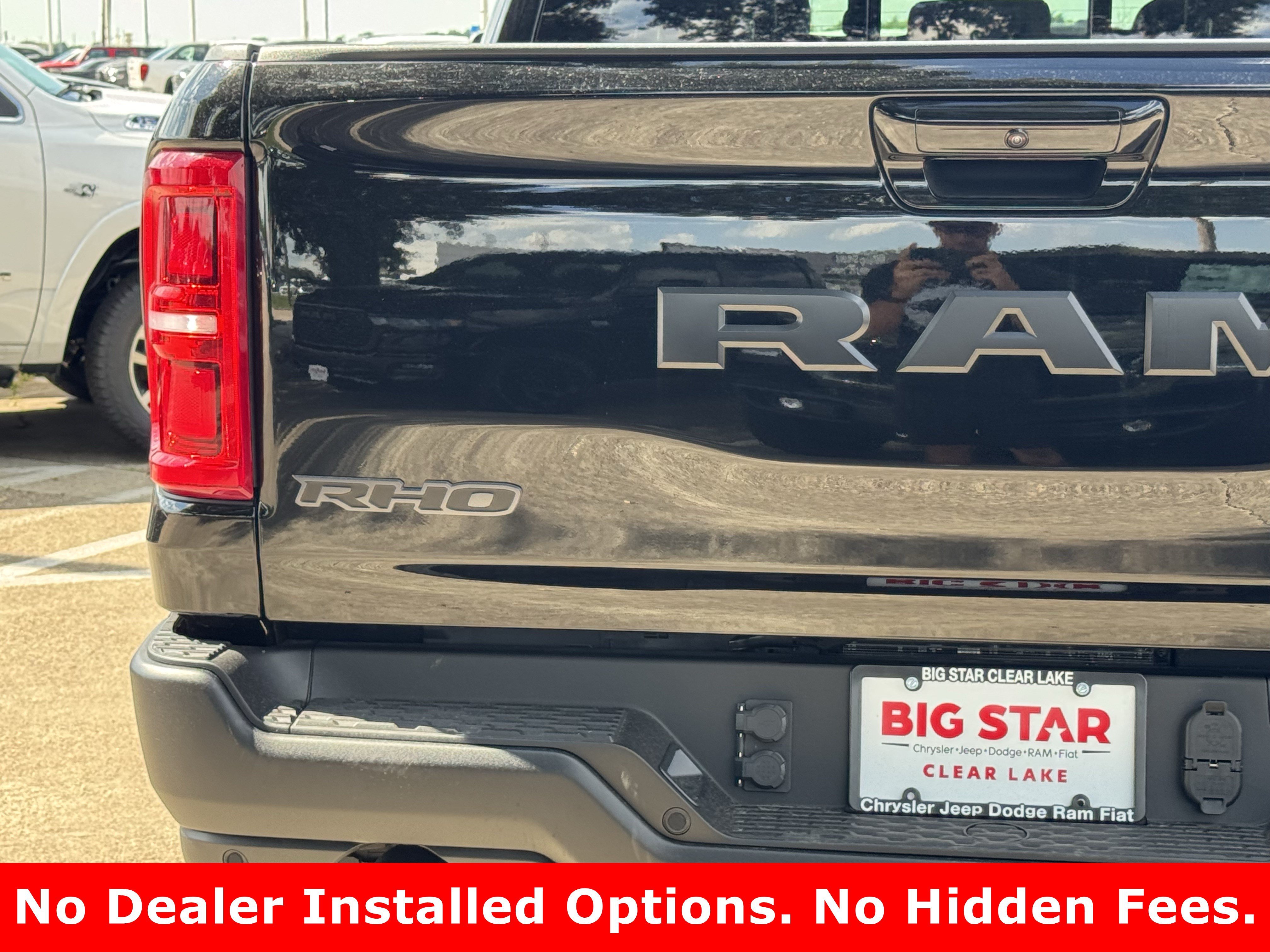New 2026 Diamond Black Crystal Pearl-Coat Exterior Paint RAM RHO image 10