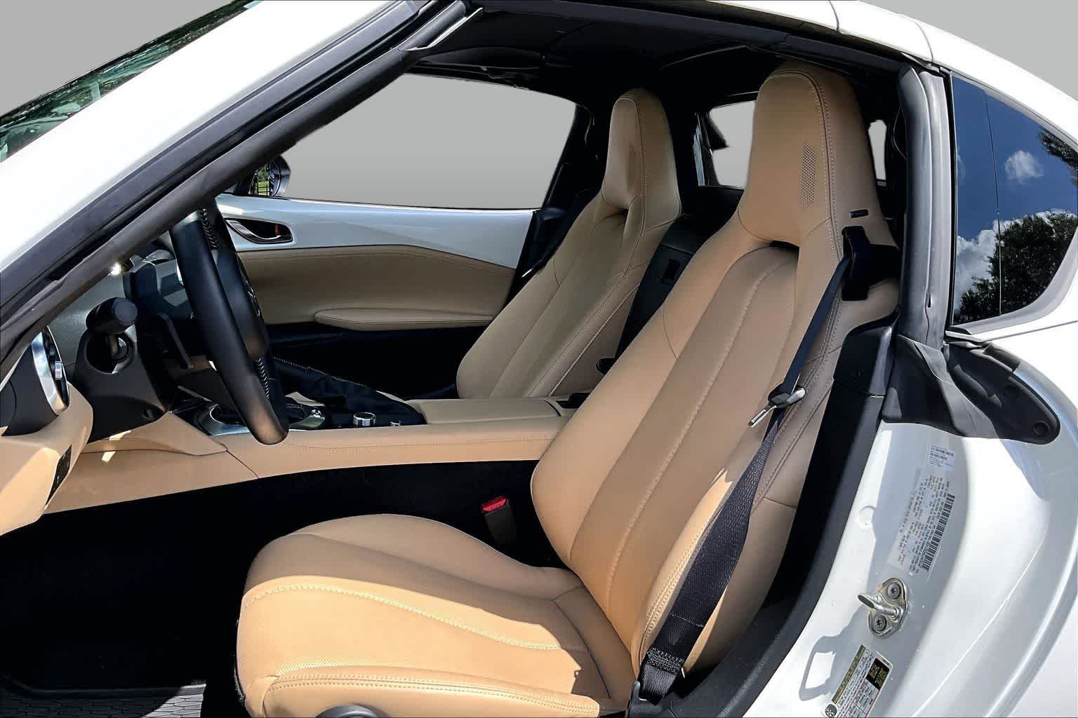 Used 2024 Snowflake White Pearl Mica Mazda Grand Touring image 7