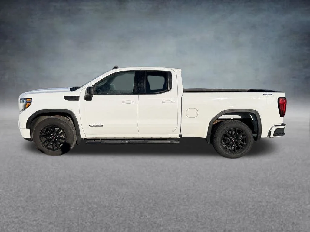 Used 2021 SUMMIT WHITE GMC Elevation image 2