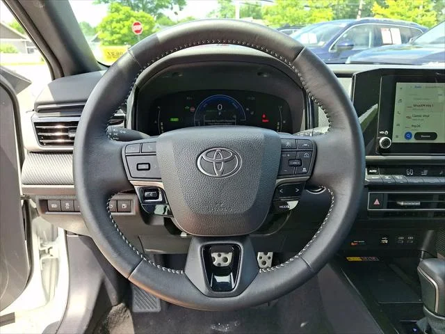 Certified Used 2025 ICE CAP Toyota  image 24