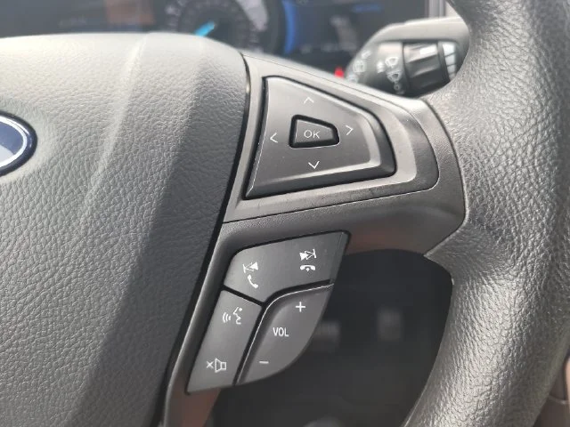 Used 2024 Silver Ford SE image 30