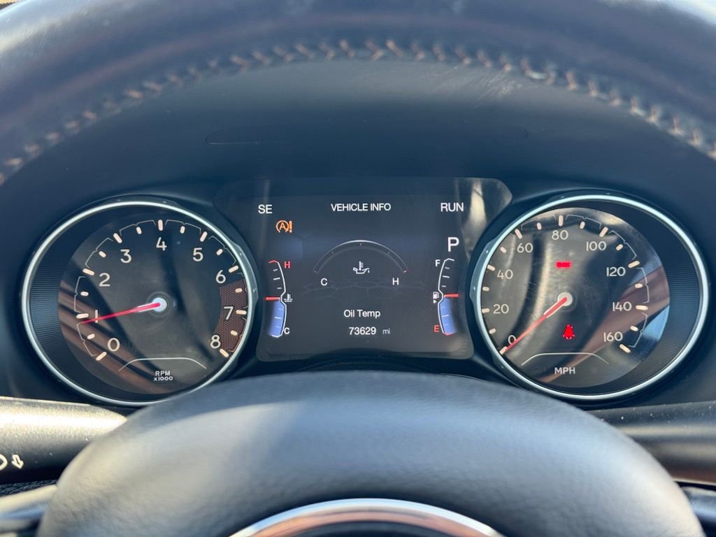 Used 2020 Red Line Jeep Latitude image 12
