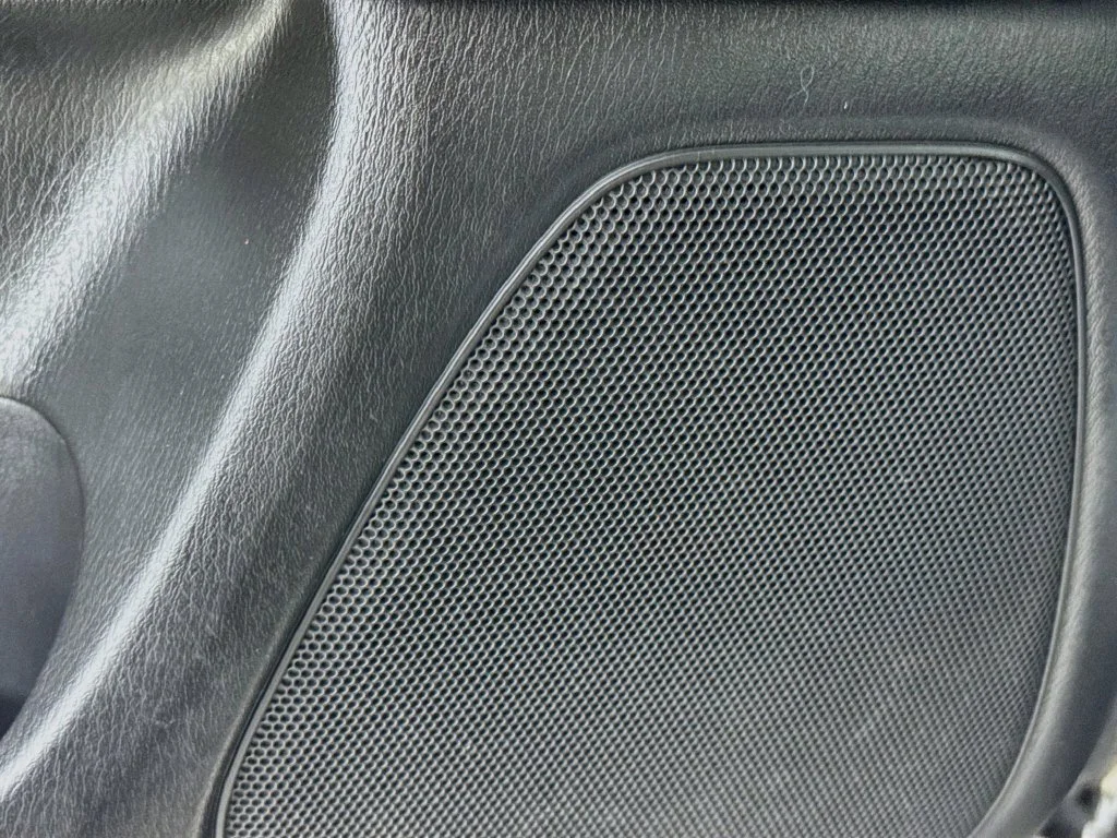 Used 2013 Dark Slate Nissan SL image 23