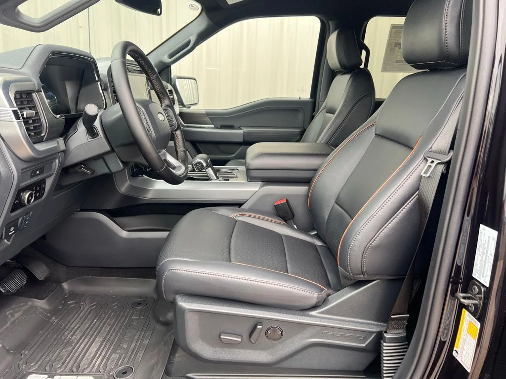 2025 Ford F-150 Lariat - Photo 16