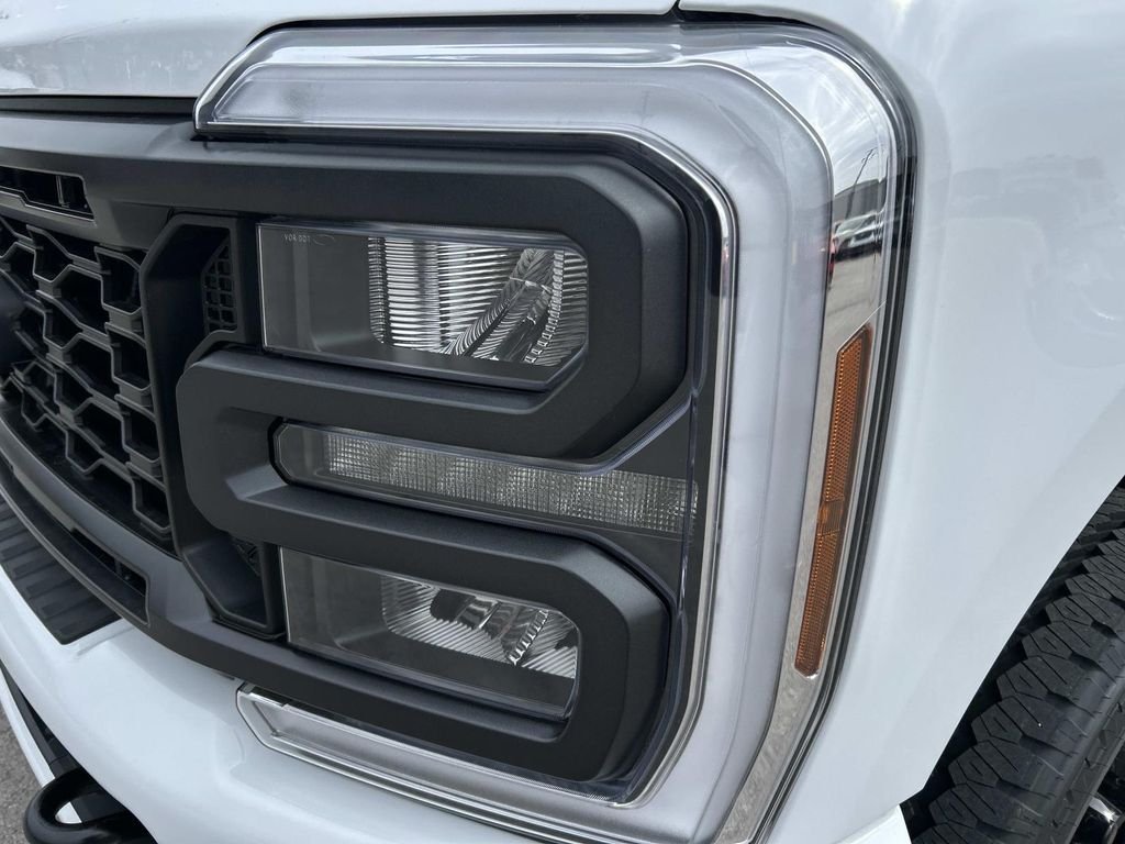 New 2026 Oxford White Ford F-250® XL image 10