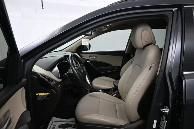 Used 2018 Platinum Graphite Hyundai 2.4L image 9