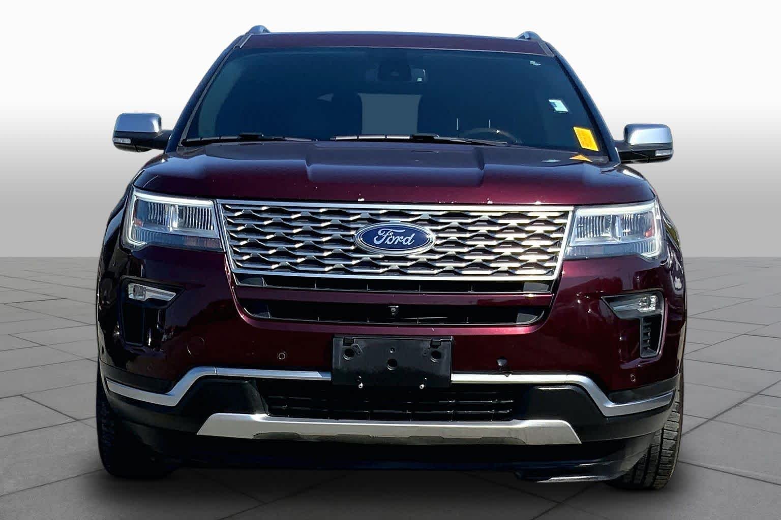 Used 2018 Burgundy Velvet Metallic Tinted Clearcoat Ford Platinum image 4
