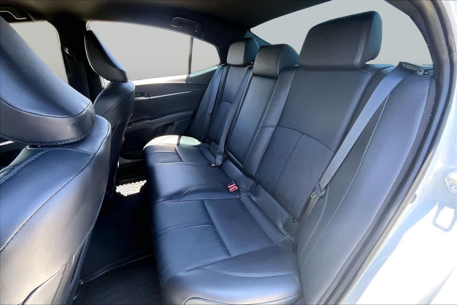 Used 2026 Wind Chill Pearl Toyota XSE image 20