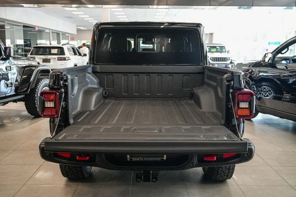 New 2026 Black Clearcoat Jeep Rubicon X image 20