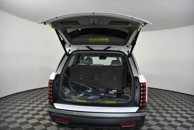 New 2026 White Hyundai SEL 7P image 25