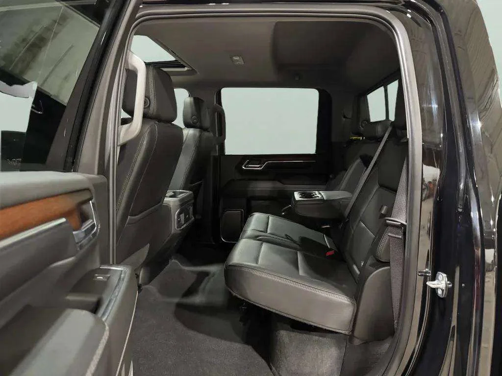 Certified Used 2024 Onyx Black GMC Denali image 28