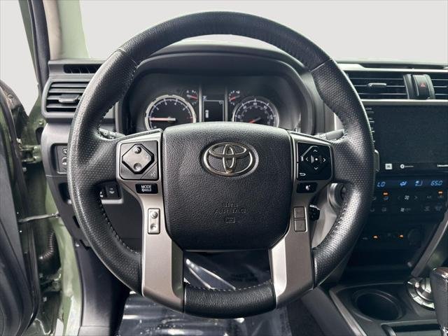 Certified Used 2022 ARMY GREEN Toyota  image 20