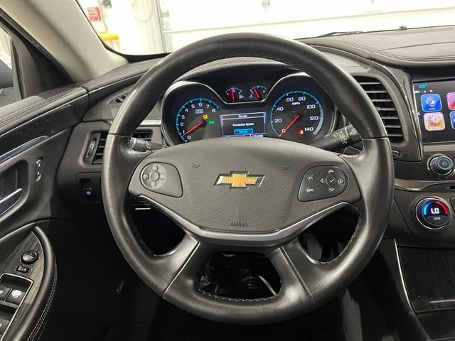 Used 2018 Pearl Chevrolet Premier image 12