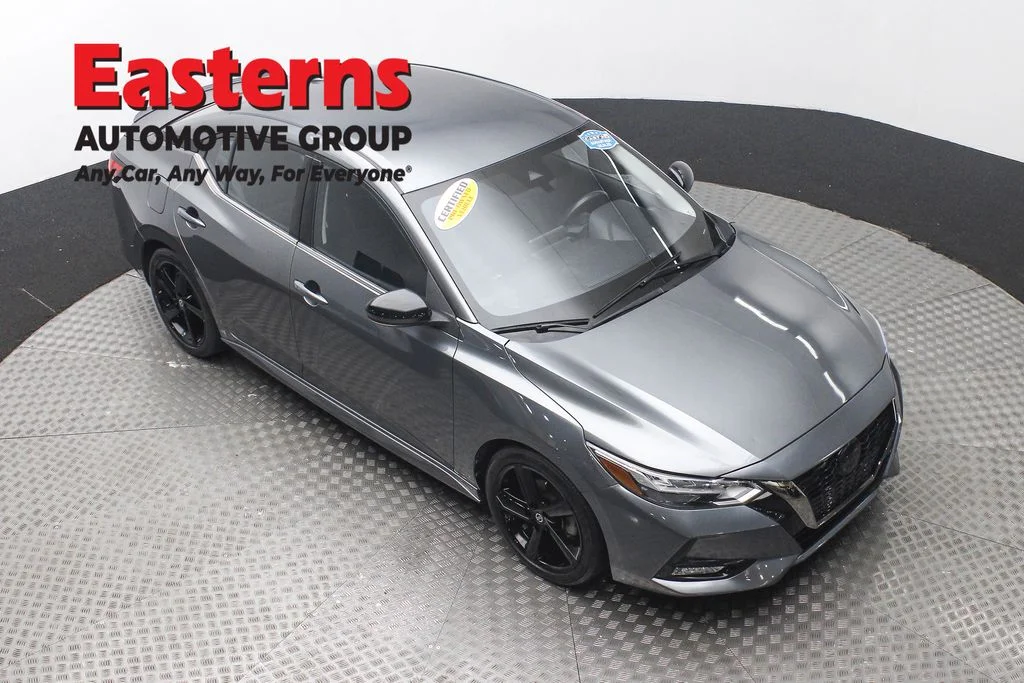 Used 2023 Gray Nissan SR image 3