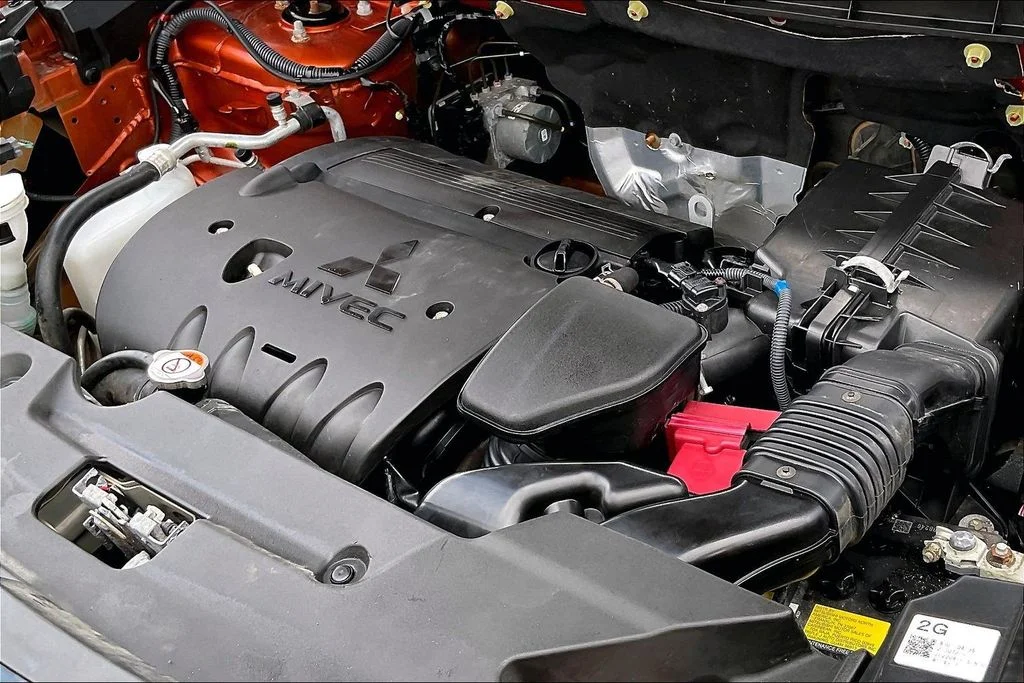 Used 2022  Mitsubishi 2.4 GT image 32