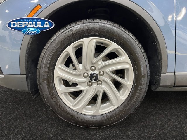 Used 2023 Blue Metallic Lincoln Standard image 17