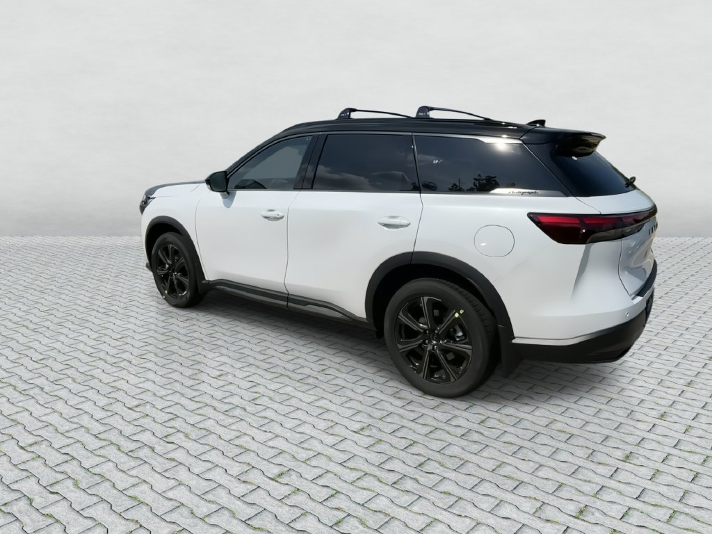 New 2027 2T RAD WHT INFINITI Autograph AWD image 5