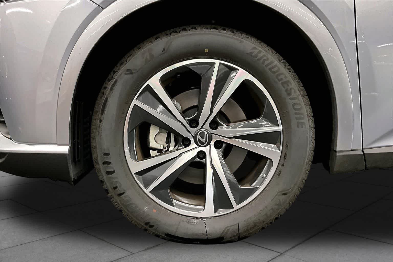 Used 2026 Iridium Lexus Premium image 11