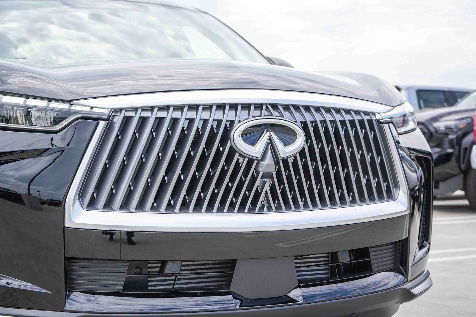 Certified Used 2026 Black Obsidian INFINITI PURE image 5