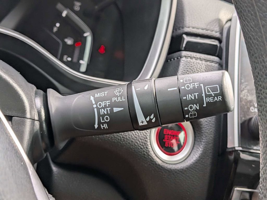 Used 2021 Red Honda EX image 30