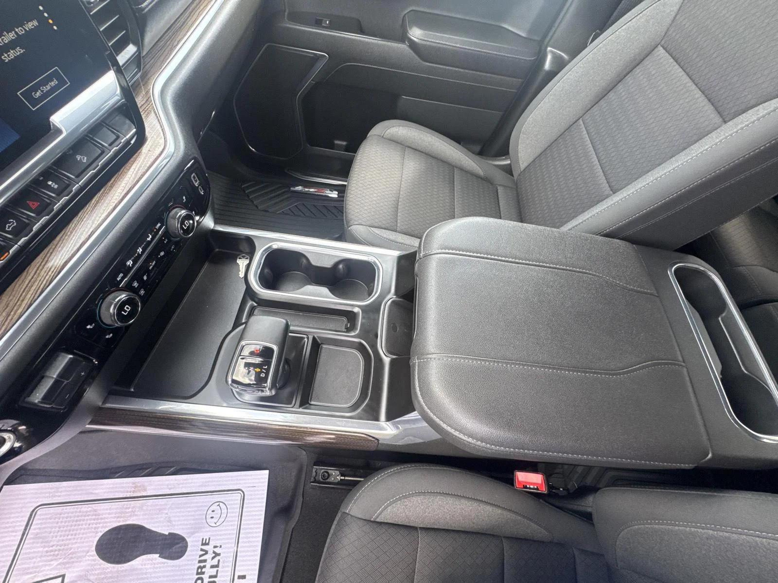 Used 2023 Summit White Chevrolet LT image 25