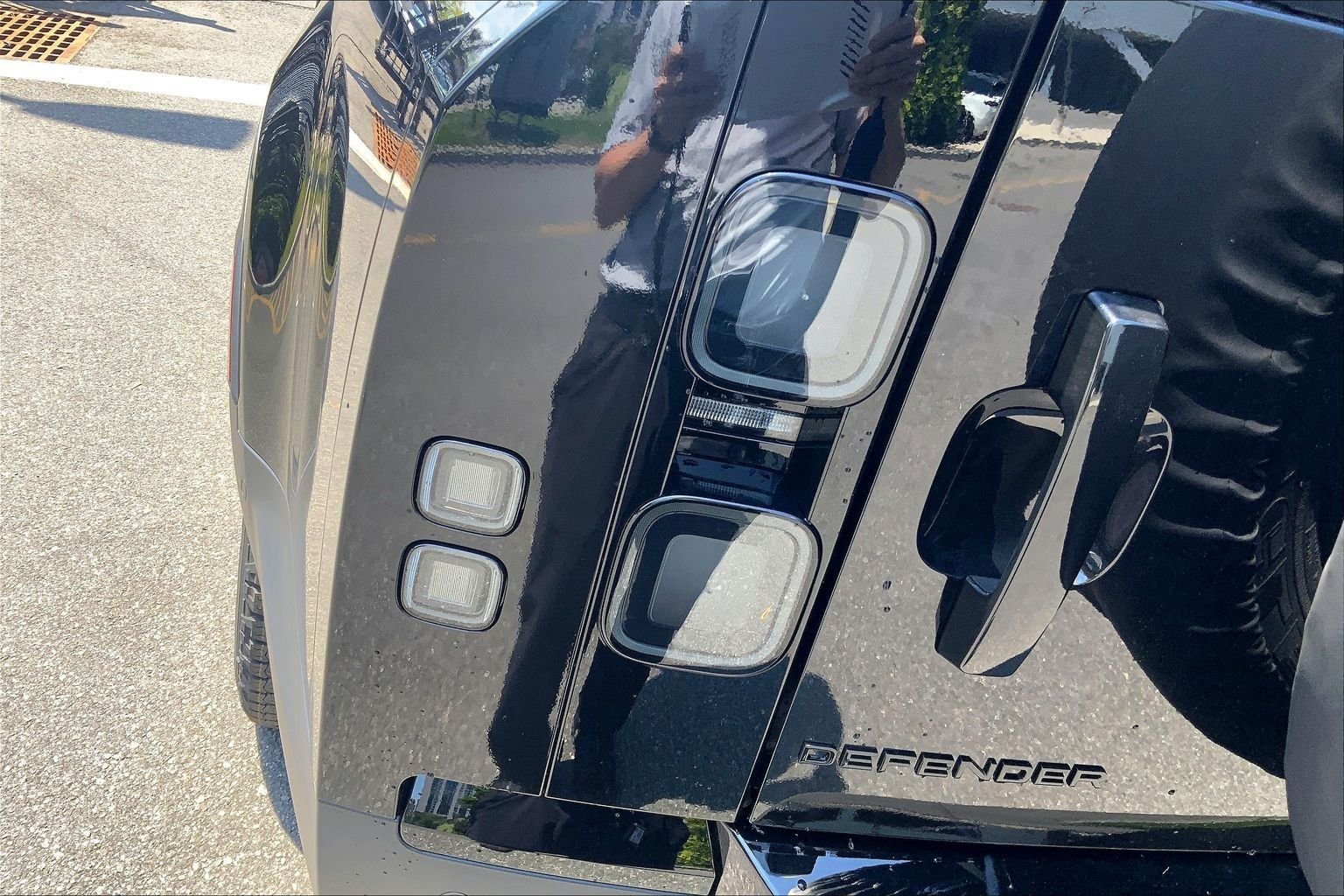 New 2026 Santorini Black LAND ROVER S image 14