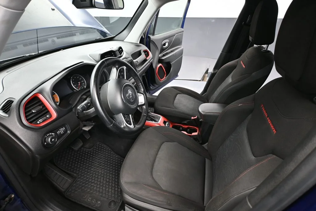 Used 2020 Blue Jeep Trailhawk image 22