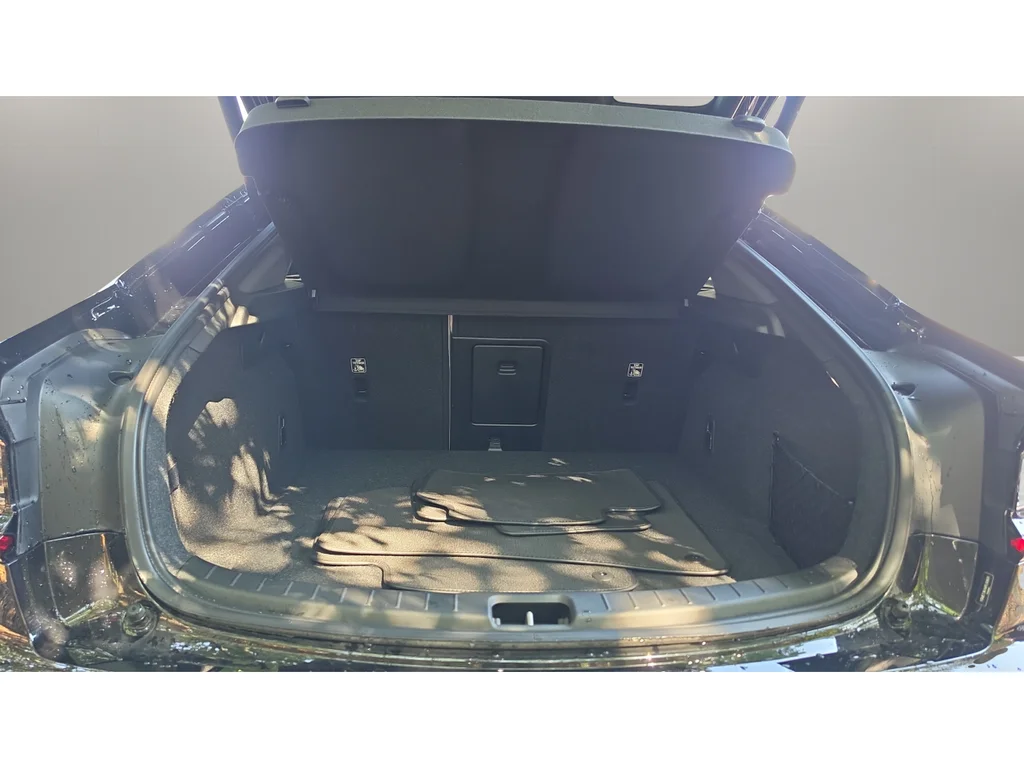 Used 2023  Polestar Long Range Dual Motor Performance Plus image 23