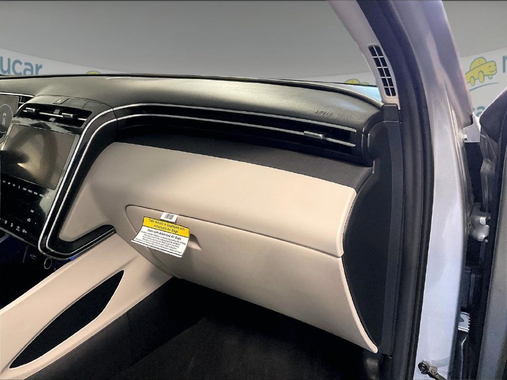 Used 2024 Silver Hyundai SEL image 13