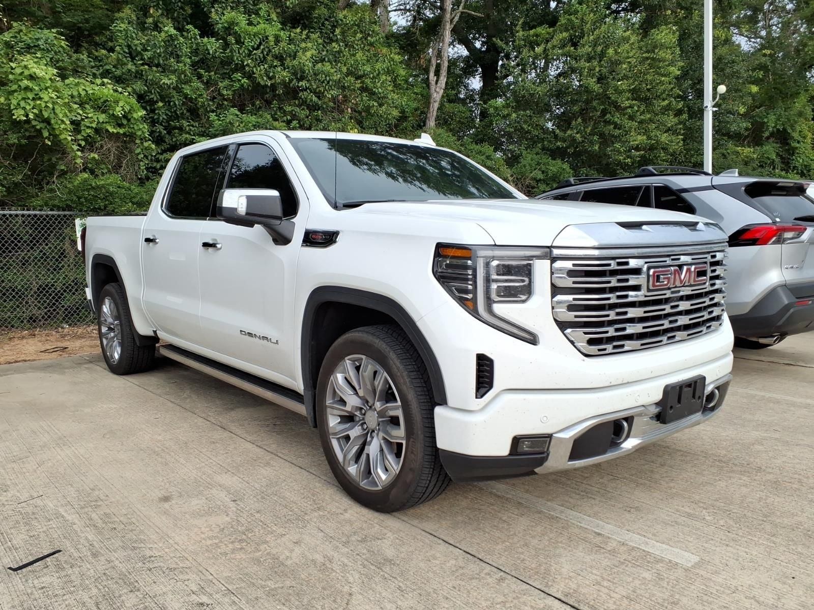 Used 2024 Summit White GMC Denali image 1
