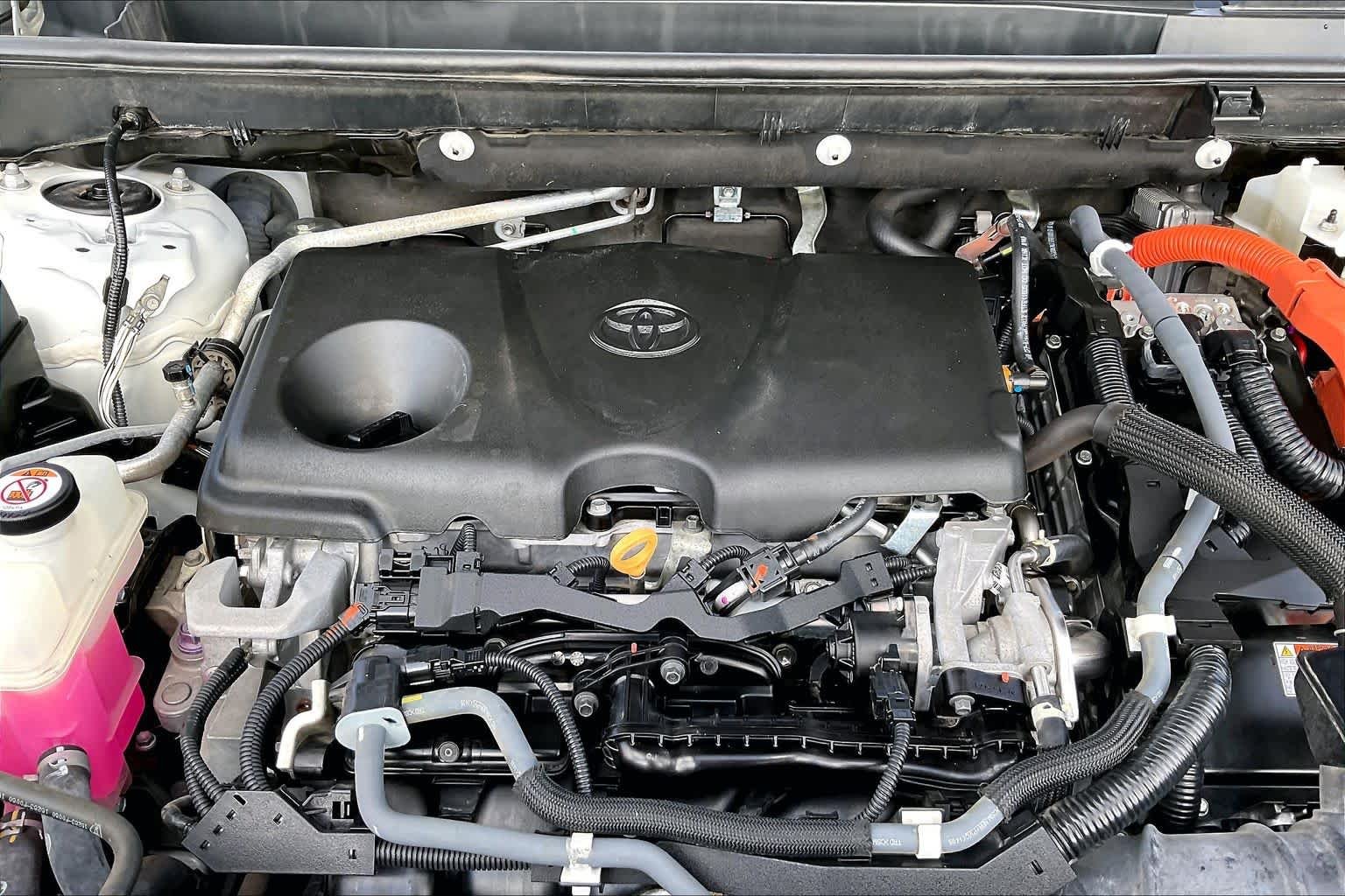 Used 2021 Blizzard Pearl Toyota Hybrid Limited image 32