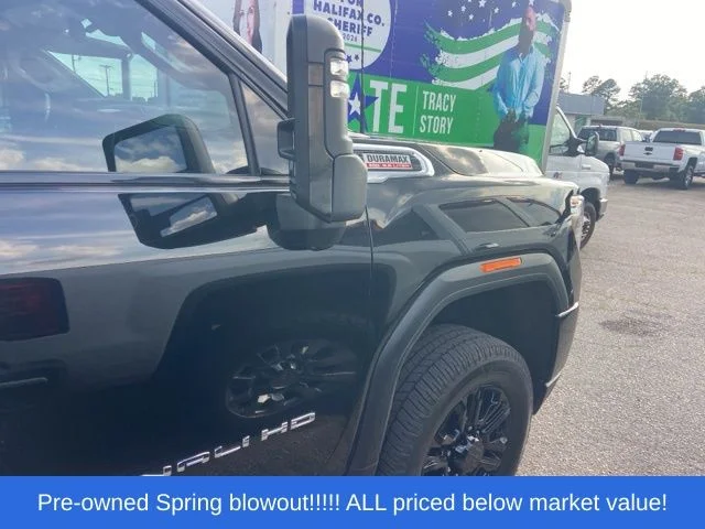 Used 2022 Black GMC Denali image 8