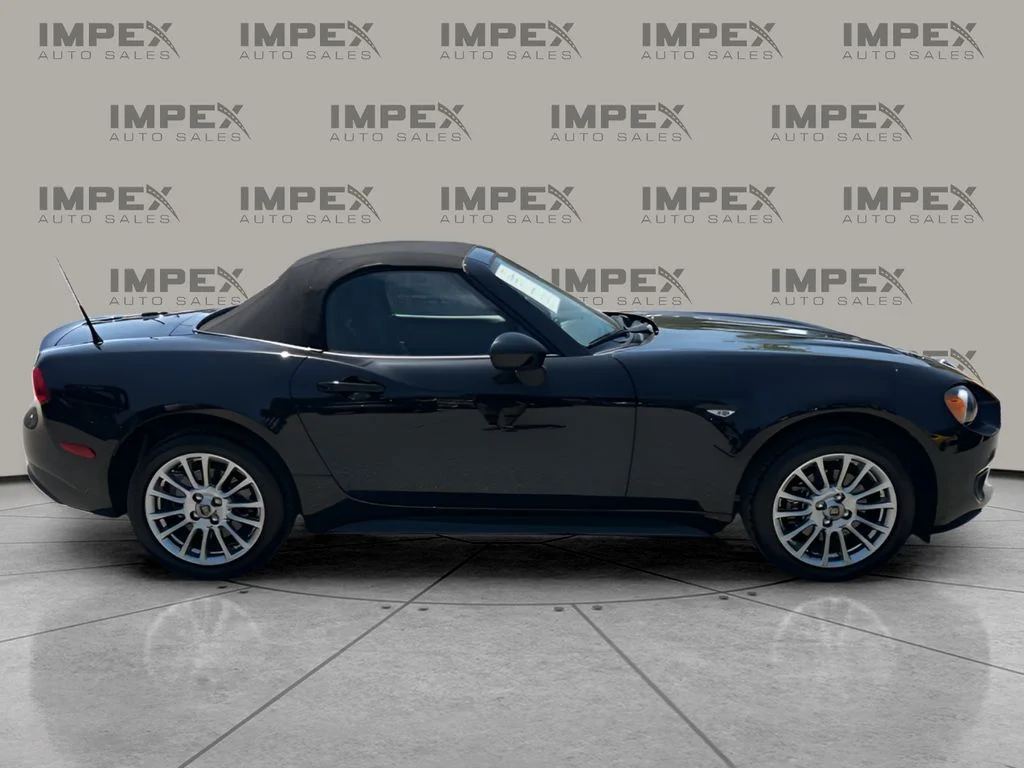 Used 2018 Black FIAT Classica image 7