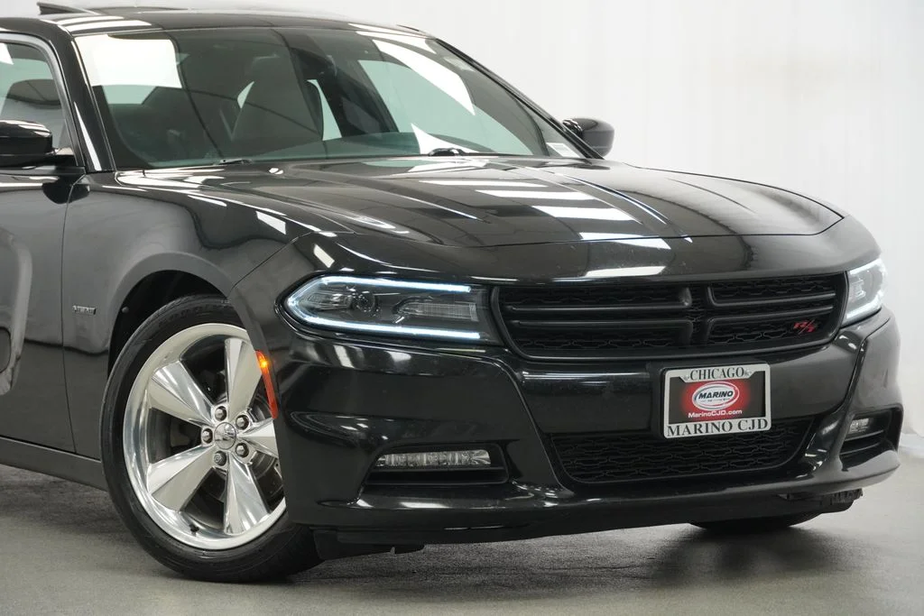 Used 2015 Black Dodge R/T image 3