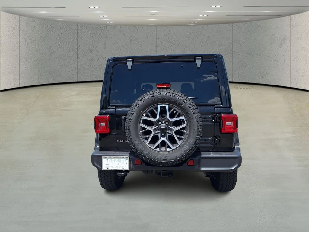 2025 Jeep Wrangler 4-Door Sahara - Photo 6