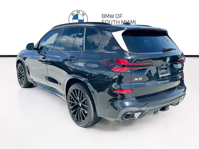New 2026 Black BMW sDrive40i image 4