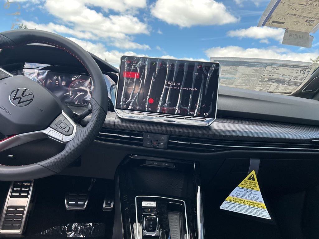 2025 Volkswagen Golf GTI Autobahn - Photo 8