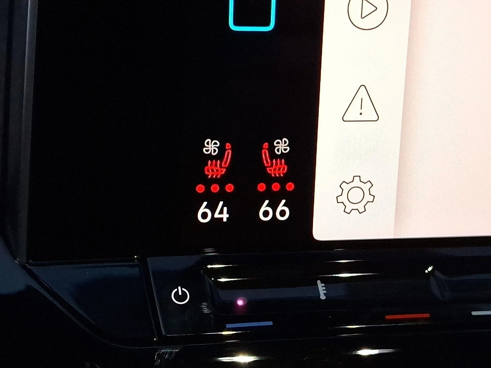 2026 Volkswagen Atlas SE w/Tech - Photo 18