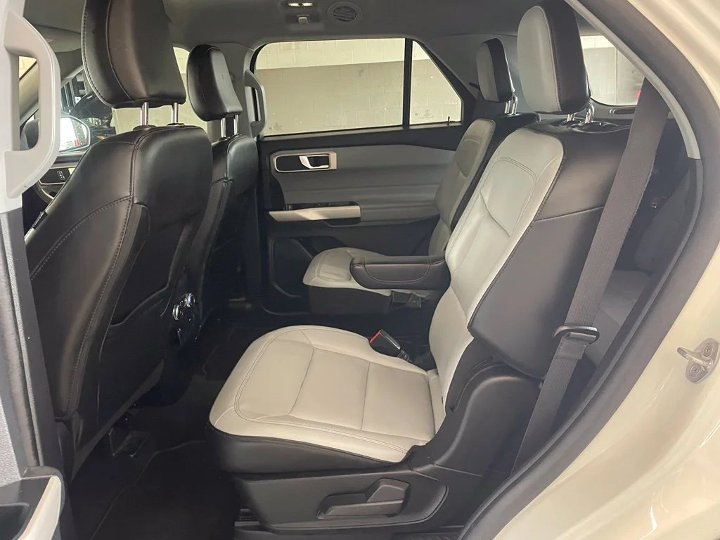 Used 2021 White Ford XLT image 16