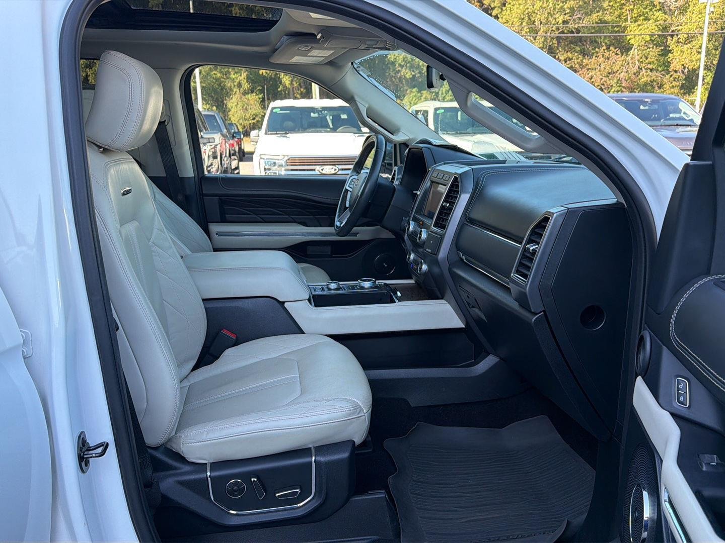 Used 2021 Star White Metallic Tri-Coat Ford Platinum image 15
